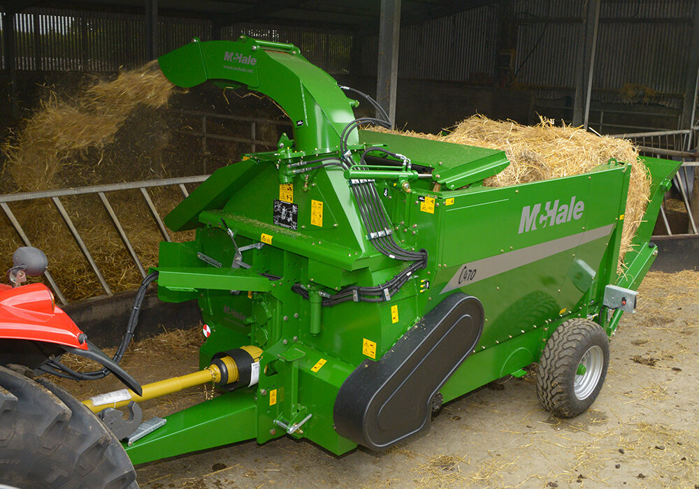 mchale-silage-feeder-and-straw-blower-c470-14